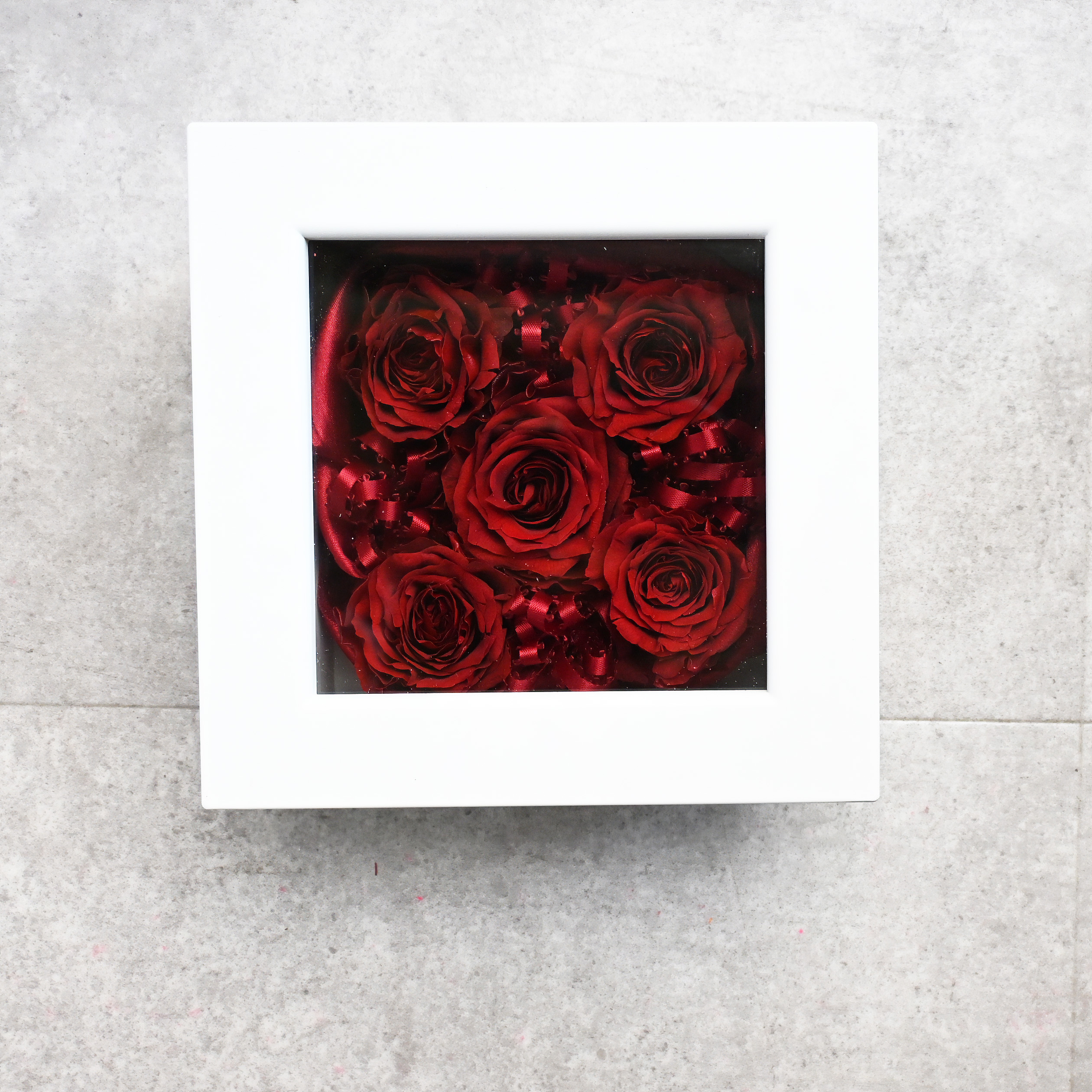 花の保存・コンパクトフレーム花一杯アレンジ