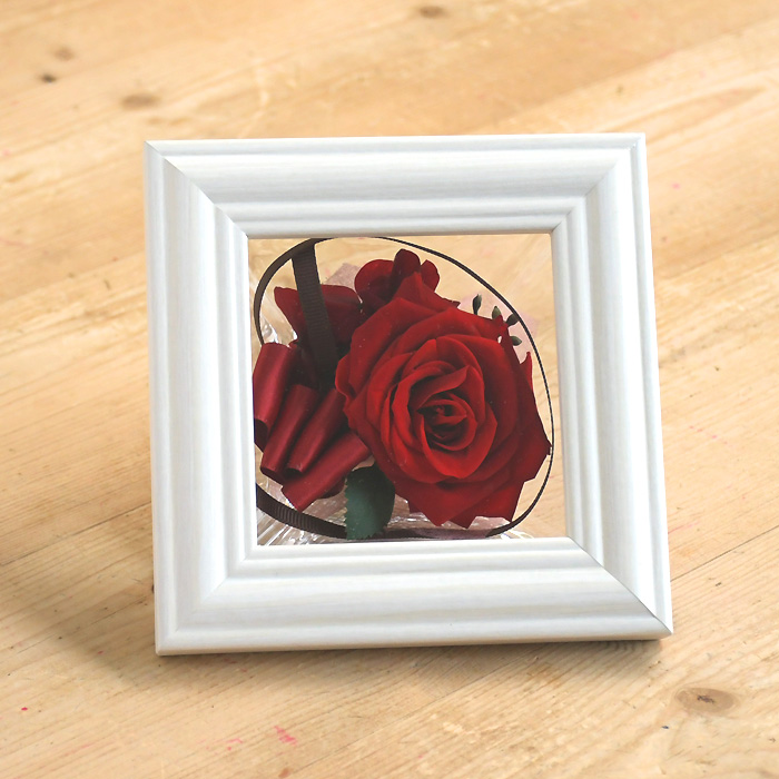 ドライフラワーで保存・ガラス木枠デ1花用デザイン